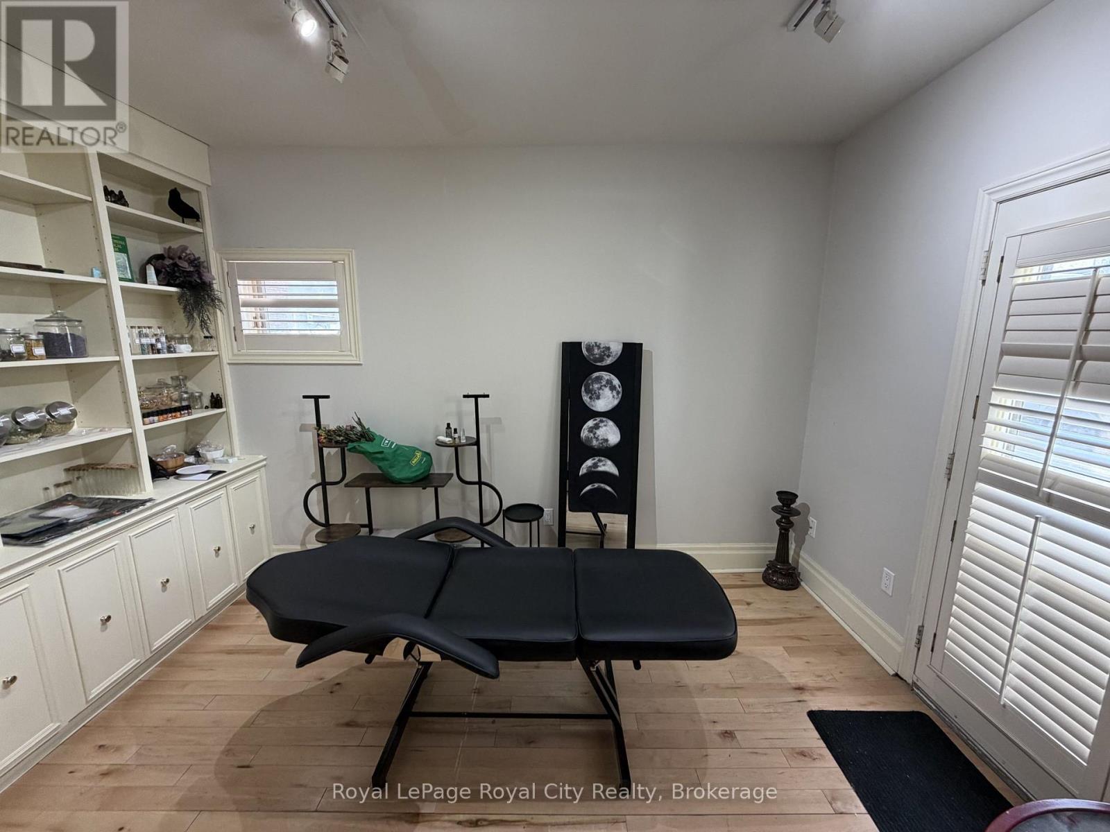 106-108 Woolwich Street, Guelph (Downtown), Ontario  N1H 3V2 - Photo 7 - X12836626