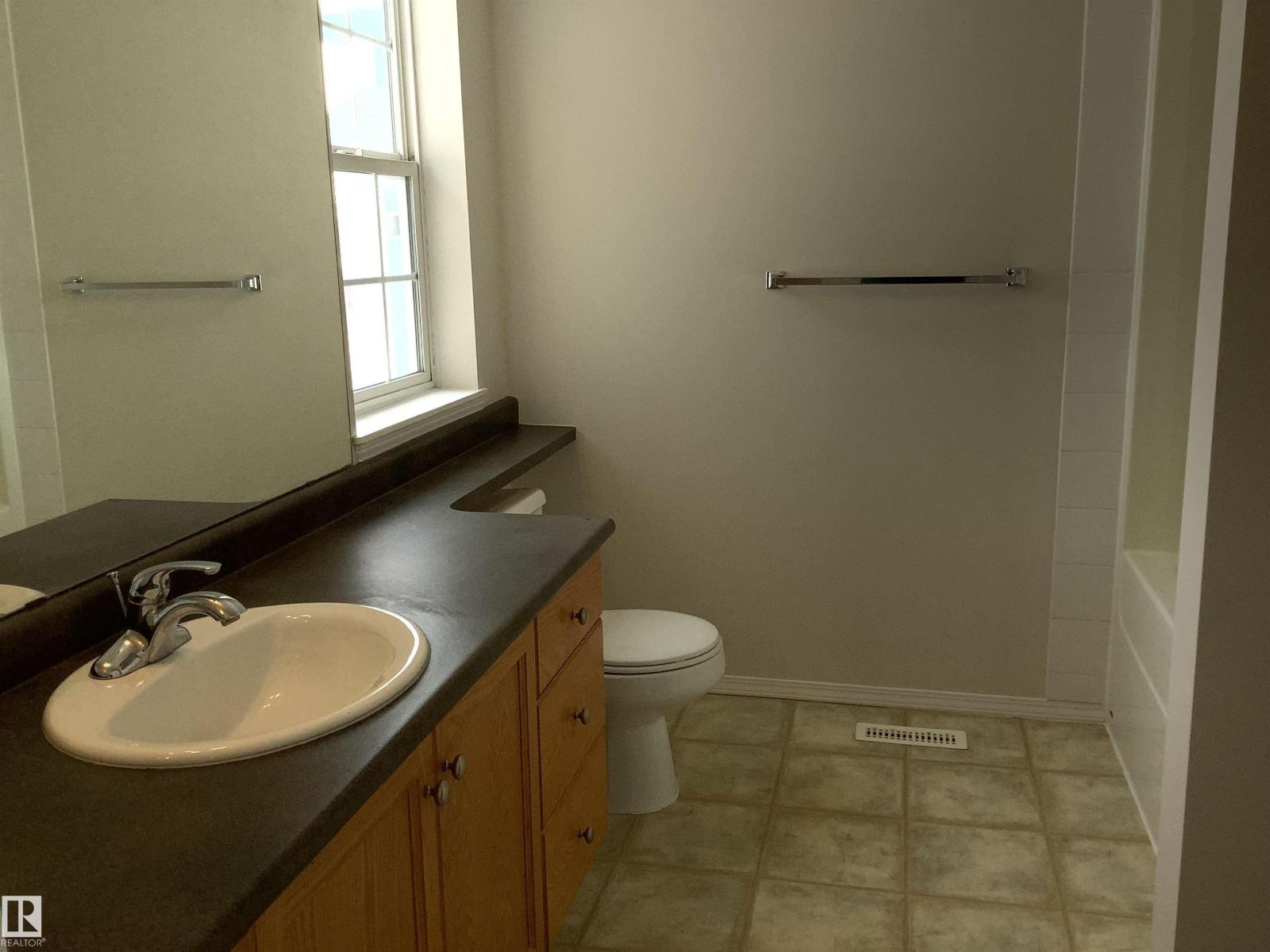 15007 136 St Nw, Edmonton, Alberta  T6V 1N2 - Photo 9 - E4475545