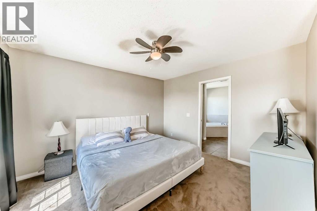 325 West Lakeview Drive, Chestermere, Alberta  T1X 1T2 - Photo 36 - A2285458