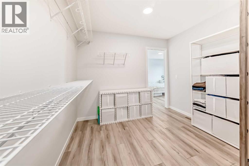 24 Royston Rise Nw, Calgary, Alberta  T3L 0J2 - Photo 25 - A2288187