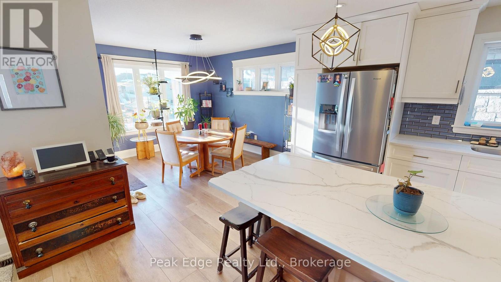 196 17th Avenue A Avenue, Hanover, Ontario  N4N 0B5 - Photo 8 - X12836538