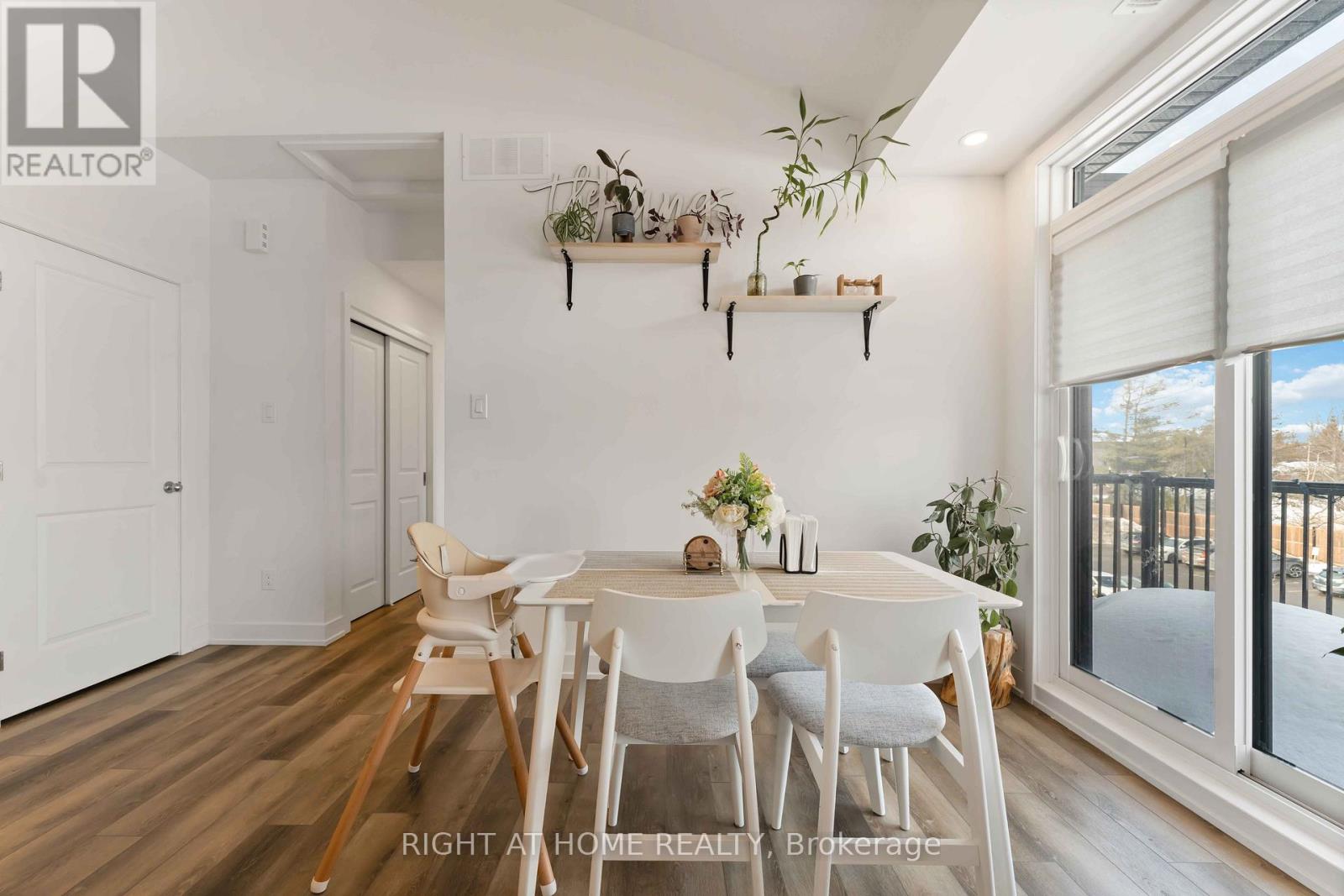 B - 380 Rolling Meadow Crescent, Ottawa, Ontario  K1W 0S1 - Photo 6 - X12836710