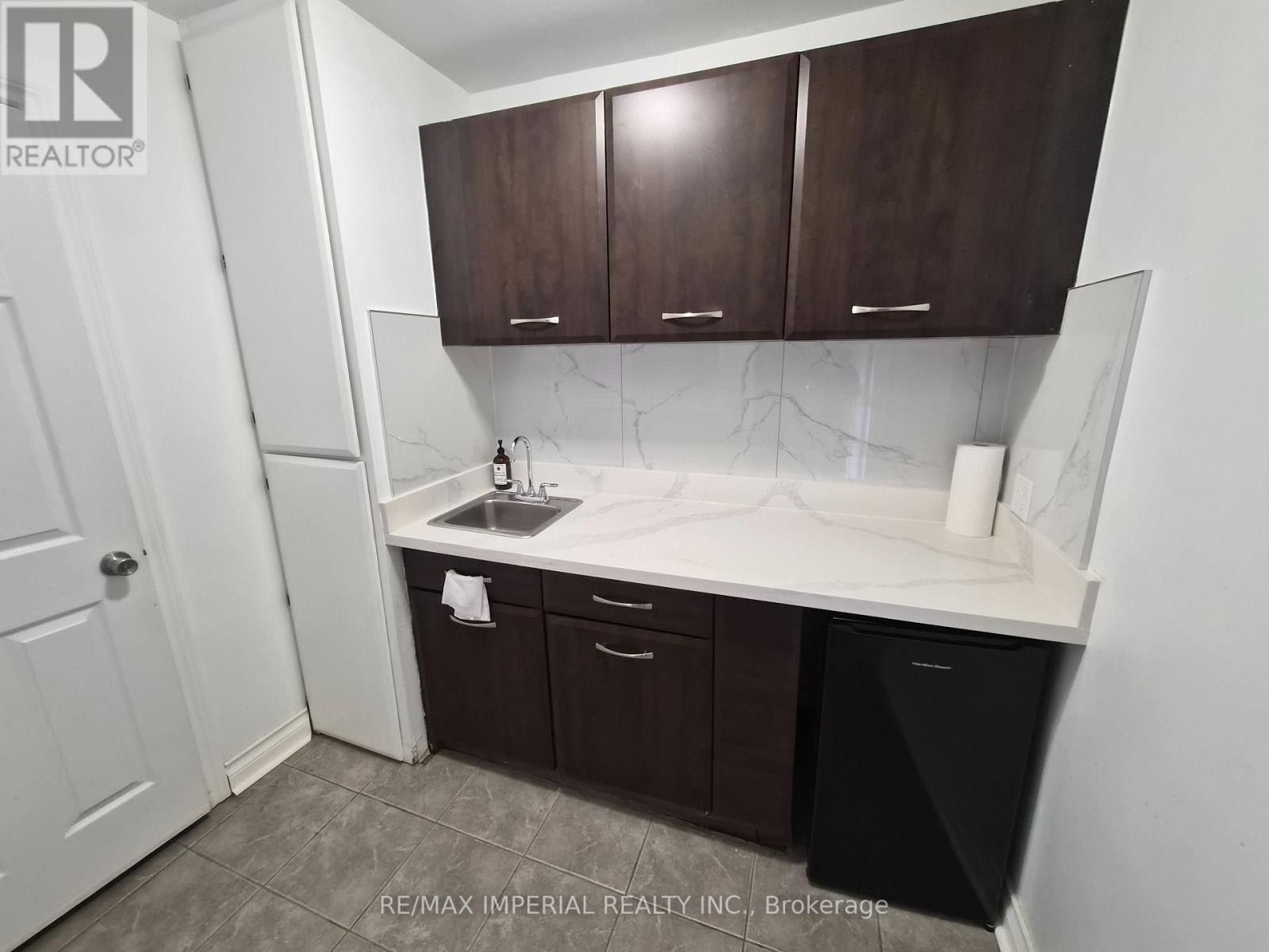 11 - 170 West Beaver Creek Road, Richmond Hill, Ontario  L4B 1L6 - Photo 11 - N12722502