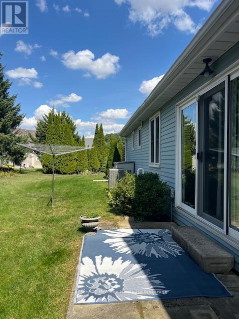 65 Edwin Crescent, Tillsonburg, Ontario  N4G 5H2 - Photo 35 - X12836616