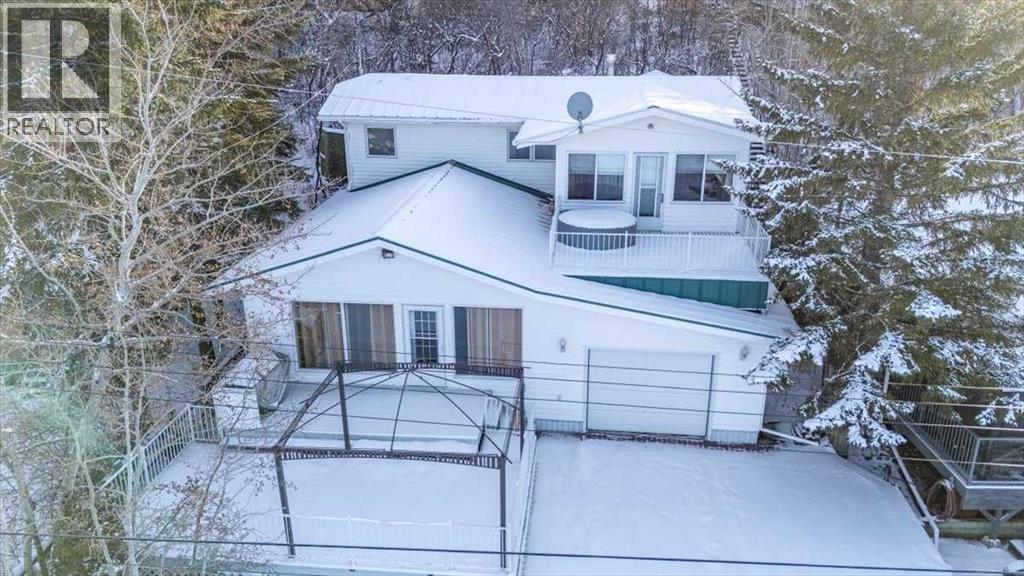 34 Beach Street E, Rochon Sands, Alberta  T0C 3B0 - Photo 3 - A2275388