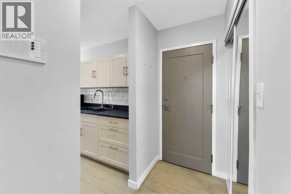 305, 5812 61 Street, Red Deer, Alberta  T4N 6H4 - Photo 6 - A2285944