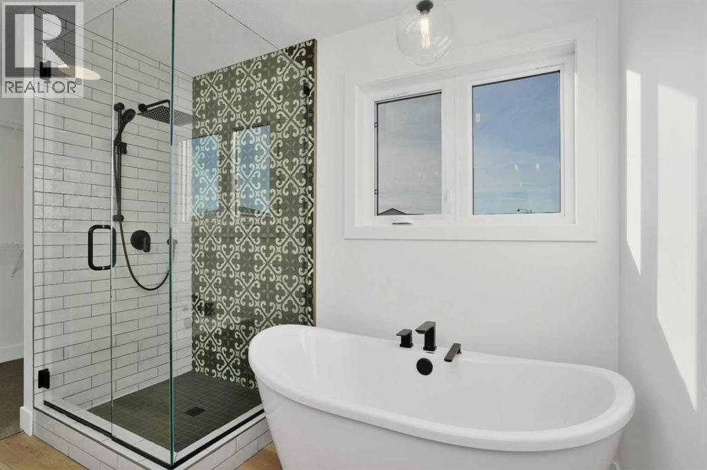 244 Emerald Drive, Red Deer, Alberta  T4E 1A6 - Photo 34 - A2287943