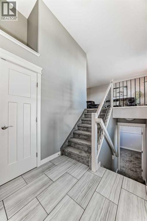 7 Victor Close, Sylvan Lake, Alberta  T4S 0P3 - Photo 3 - A2287972