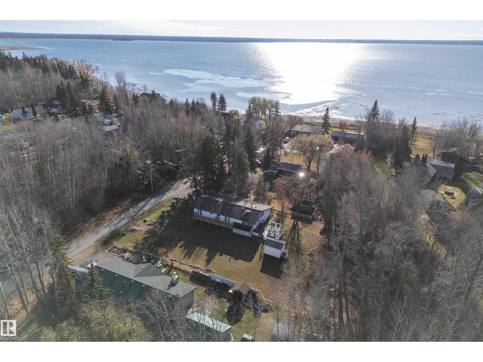 620 6 St, Rural Lac Ste. Anne County, Alberta  T0E 1A0 - Photo 51 - E4475547