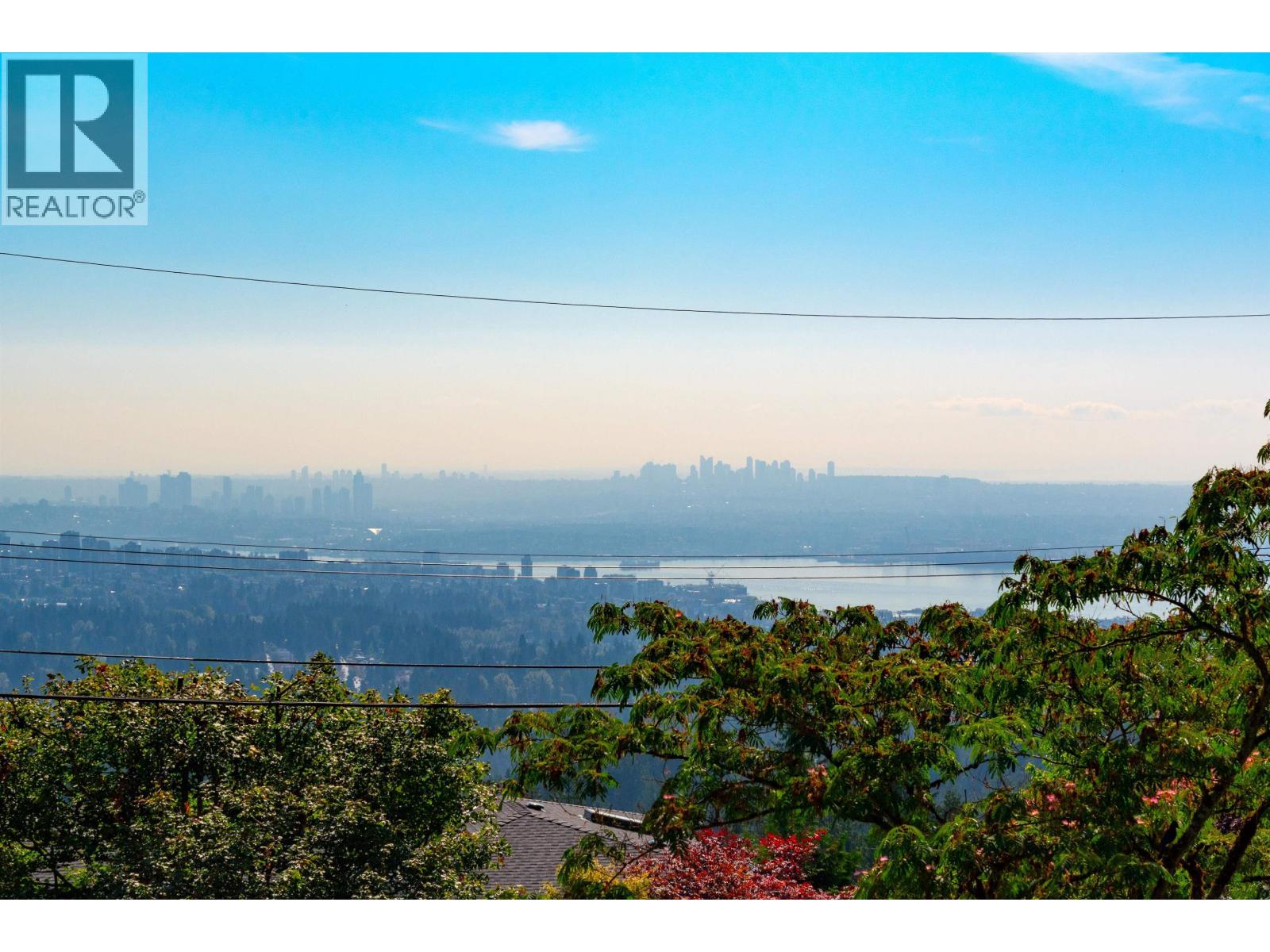 560 CRAIGMOHR DRIVE, West Vancouver, British Columbia