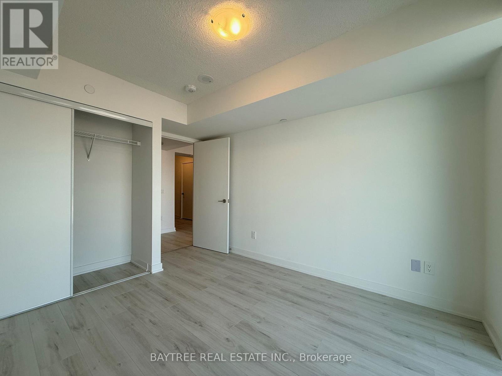 1704 - 1010 Sandy Beach Road, Pickering (Bay Ridges), Ontario  L1W 3V9 - Photo 12 - E12836658