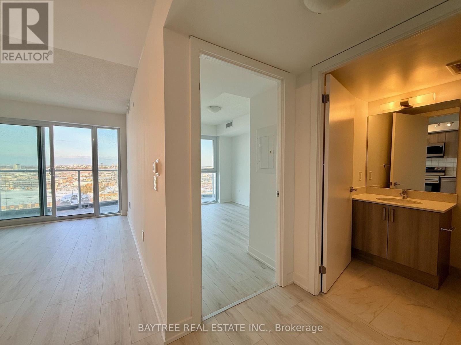 1704 - 1010 Sandy Beach Road, Pickering (Bay Ridges), Ontario  L1W 3V9 - Photo 8 - E12836658