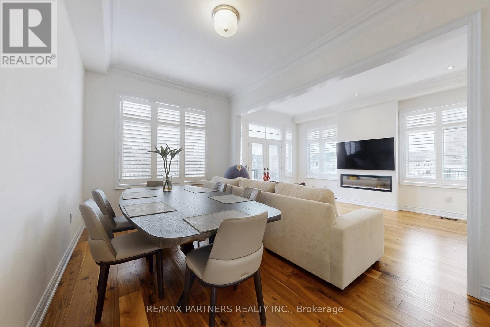 26 Island Green Lane, Markham, Ontario  L6C 0Y7 - Photo 20 - N12836642