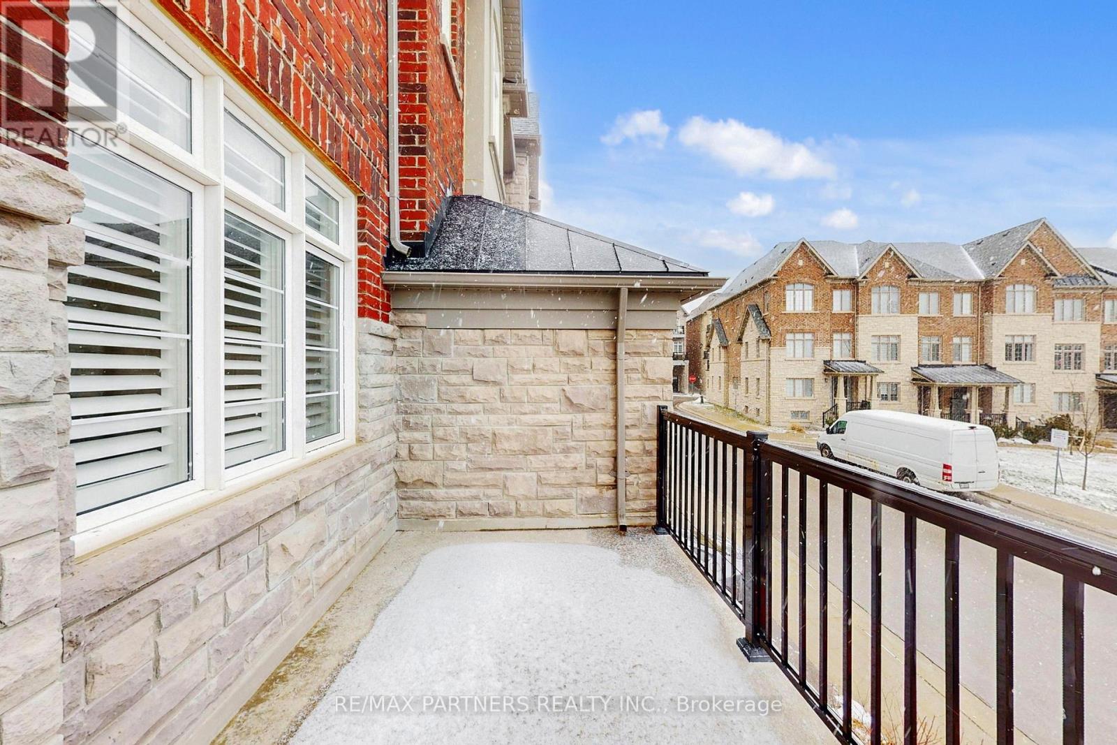 26 Island Green Lane, Markham, Ontario  L6C 0Y7 - Photo 47 - N12836642