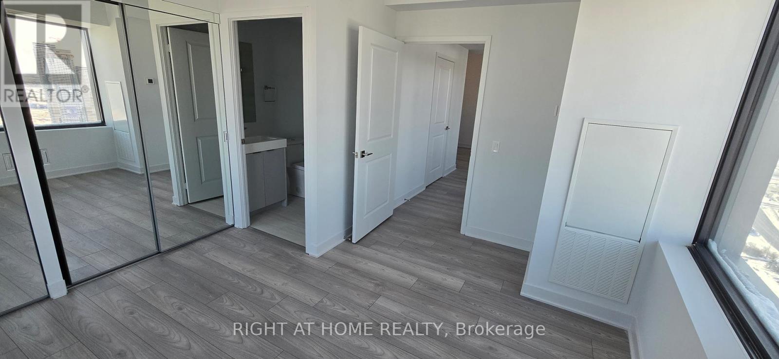 4208 - 2920 Highway 7 Road, Vaughan, Ontario  L4K 0P4 - Photo 15 - N12836706