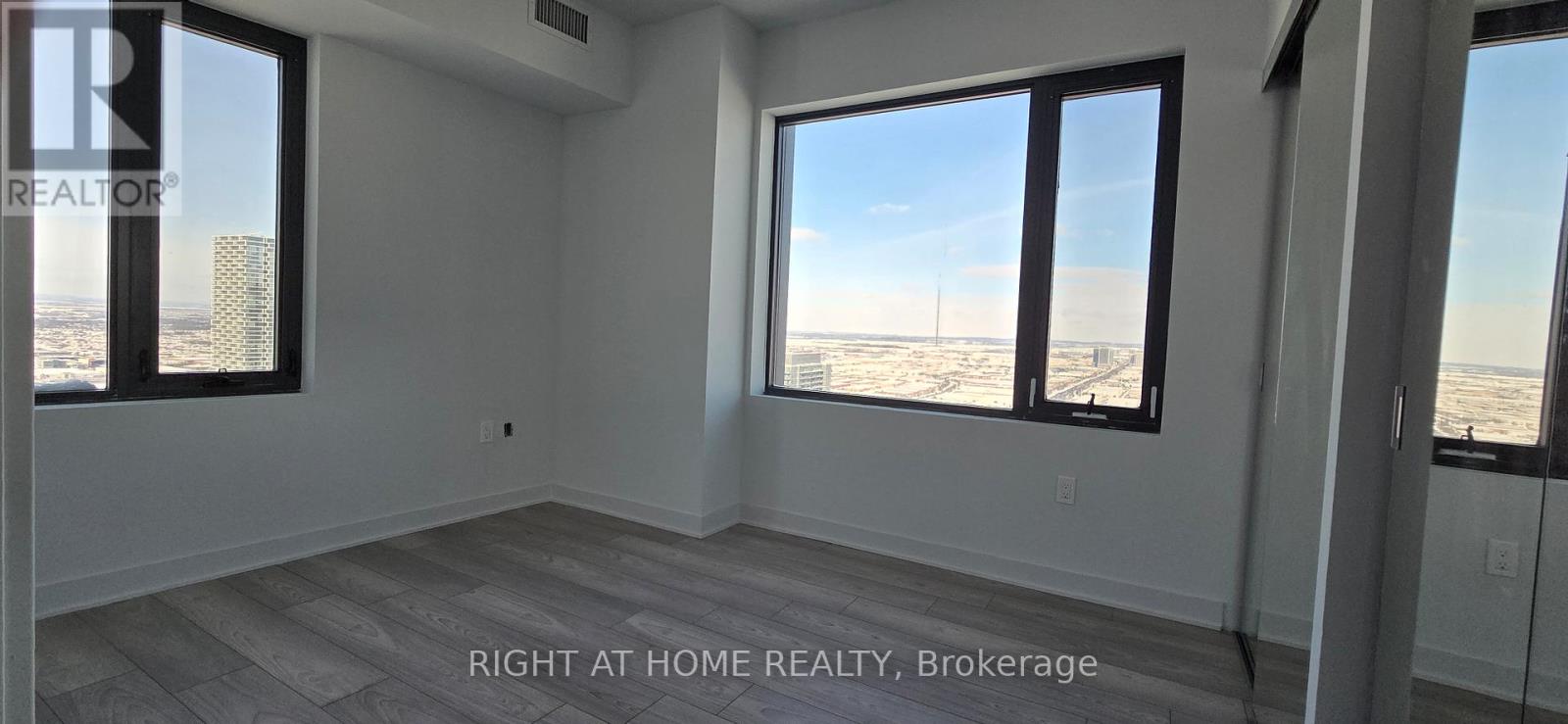 4208 - 2920 Highway 7 Road, Vaughan, Ontario  L4K 0P4 - Photo 16 - N12836706