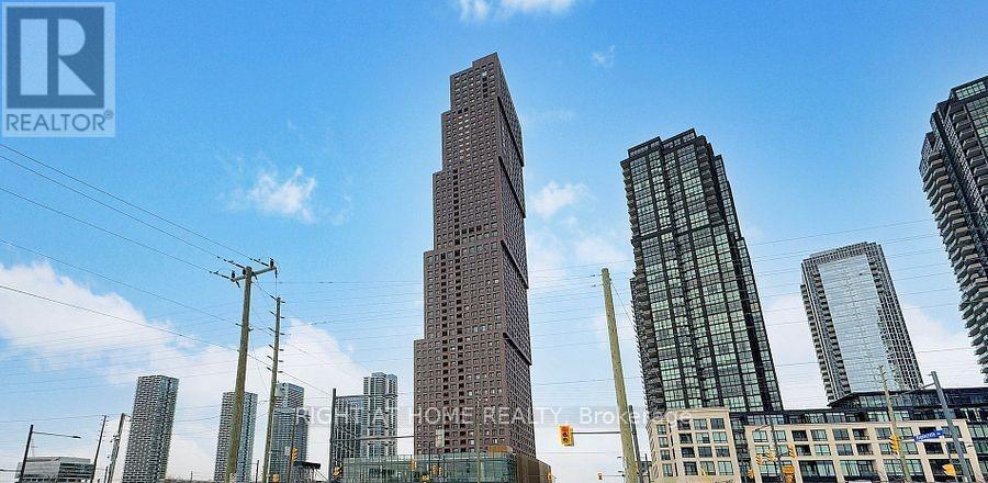 4208 - 2920 Highway 7 Road, Vaughan, Ontario  L4K 0P4 - Photo 2 - N12836706