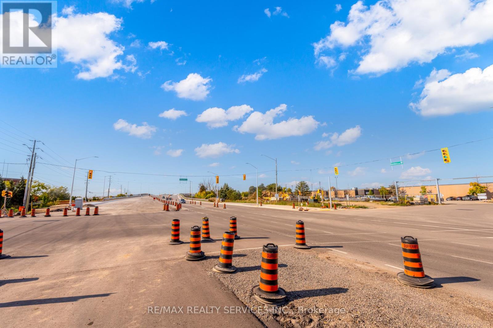 3 & 4 - 5220 Dundas Street, Burlington, Ontario  L7L 0J4 - Photo 10 - W12836618