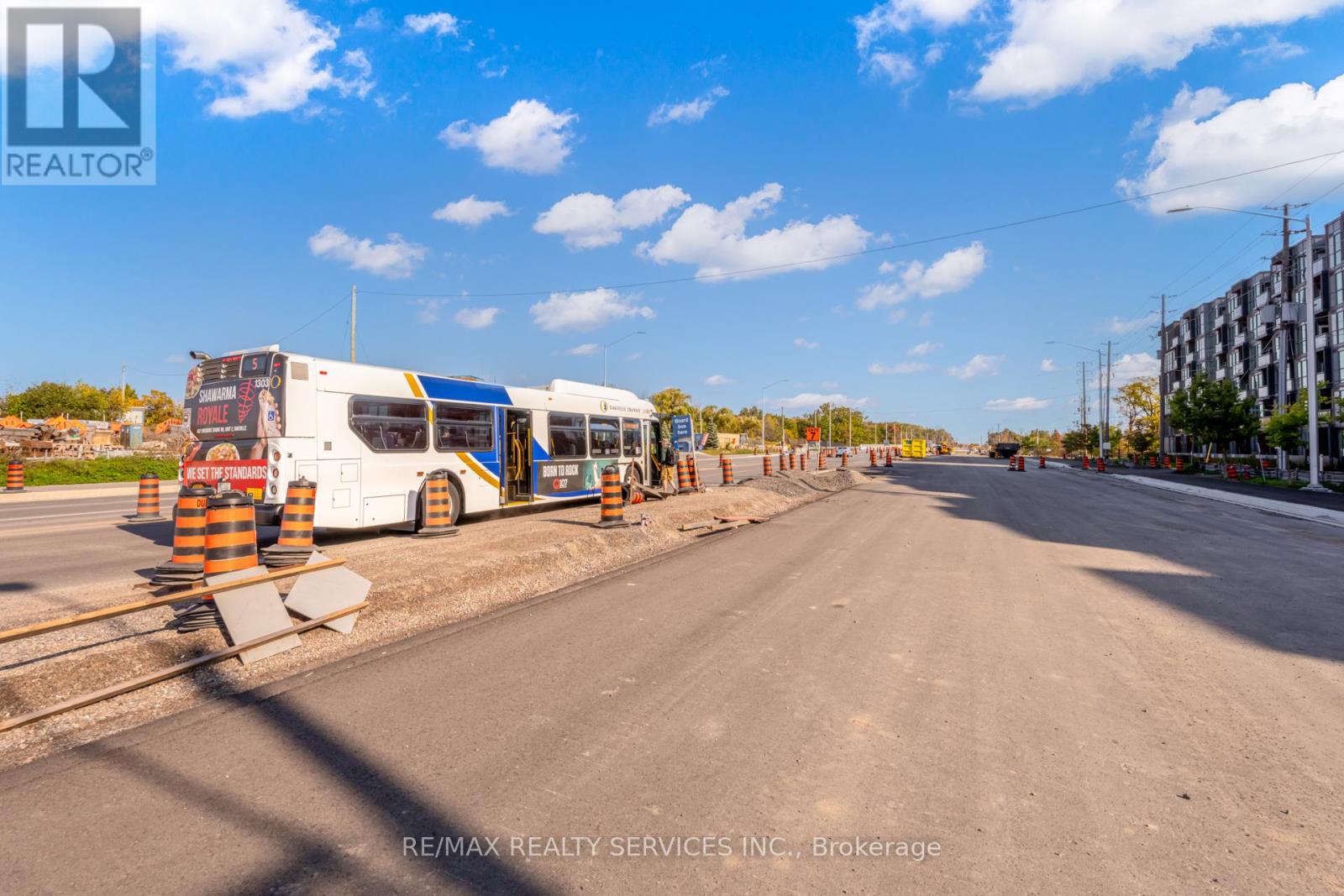 3 & 4 - 5220 Dundas Street, Burlington, Ontario  L7L 0J4 - Photo 9 - W12836618