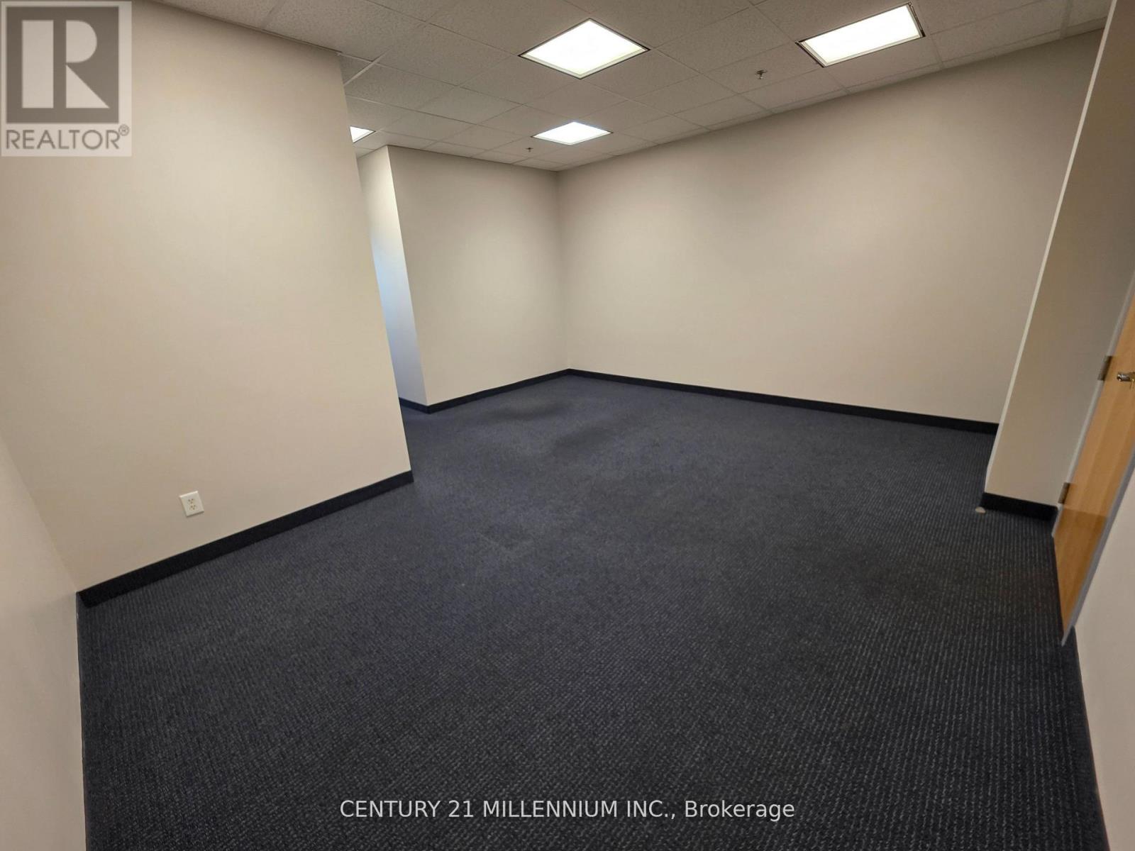 212 - 2250 Bovaird Drive E, Brampton, Ontario  L6R 0W3 - Photo 13 - W12836622