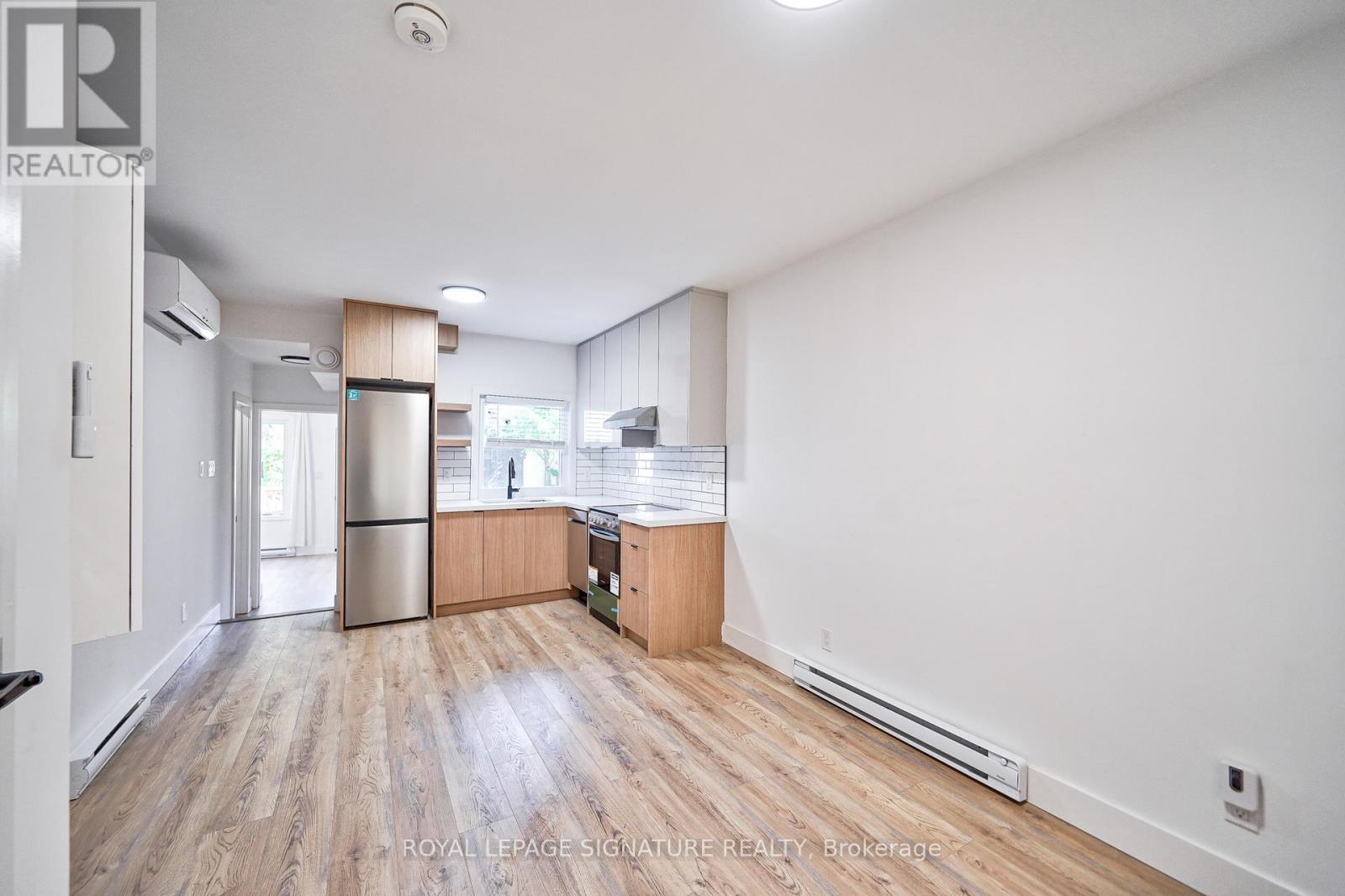 541 Saint Clarens Avenue, Toronto, Ontario  M6H 3W6 - Photo 7 - W12836640