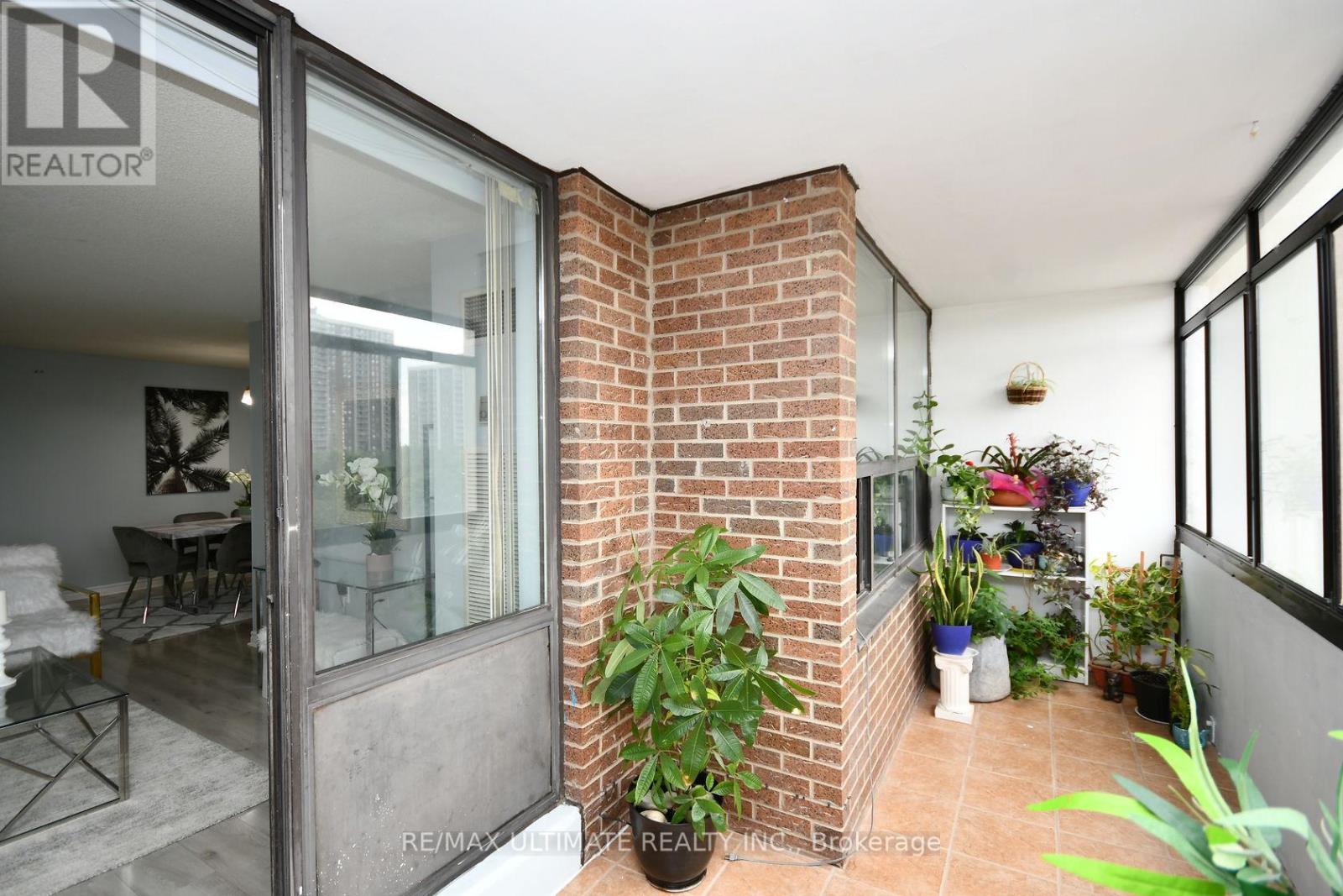 604 - 18 Knightsbridge Road, Brampton, Ontario  L6T 3X5 - Photo 45 - W12836646