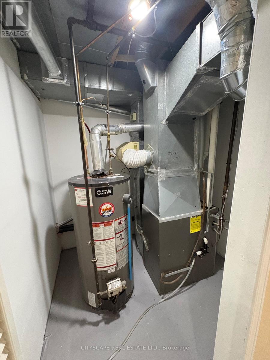 121 Tulip Drive, Brampton, Ontario  L6Y 3W2 - Photo 33 - W12836666