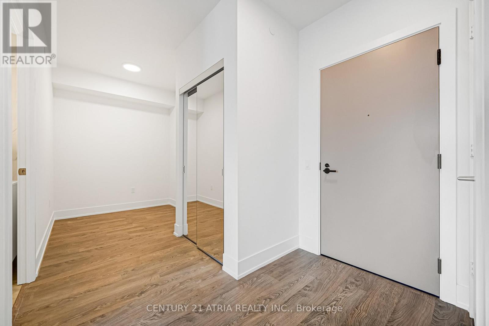 318 - 858 Dupont Street, Toronto, Ontario  M6G 0C1 - Photo 7 - W12836700