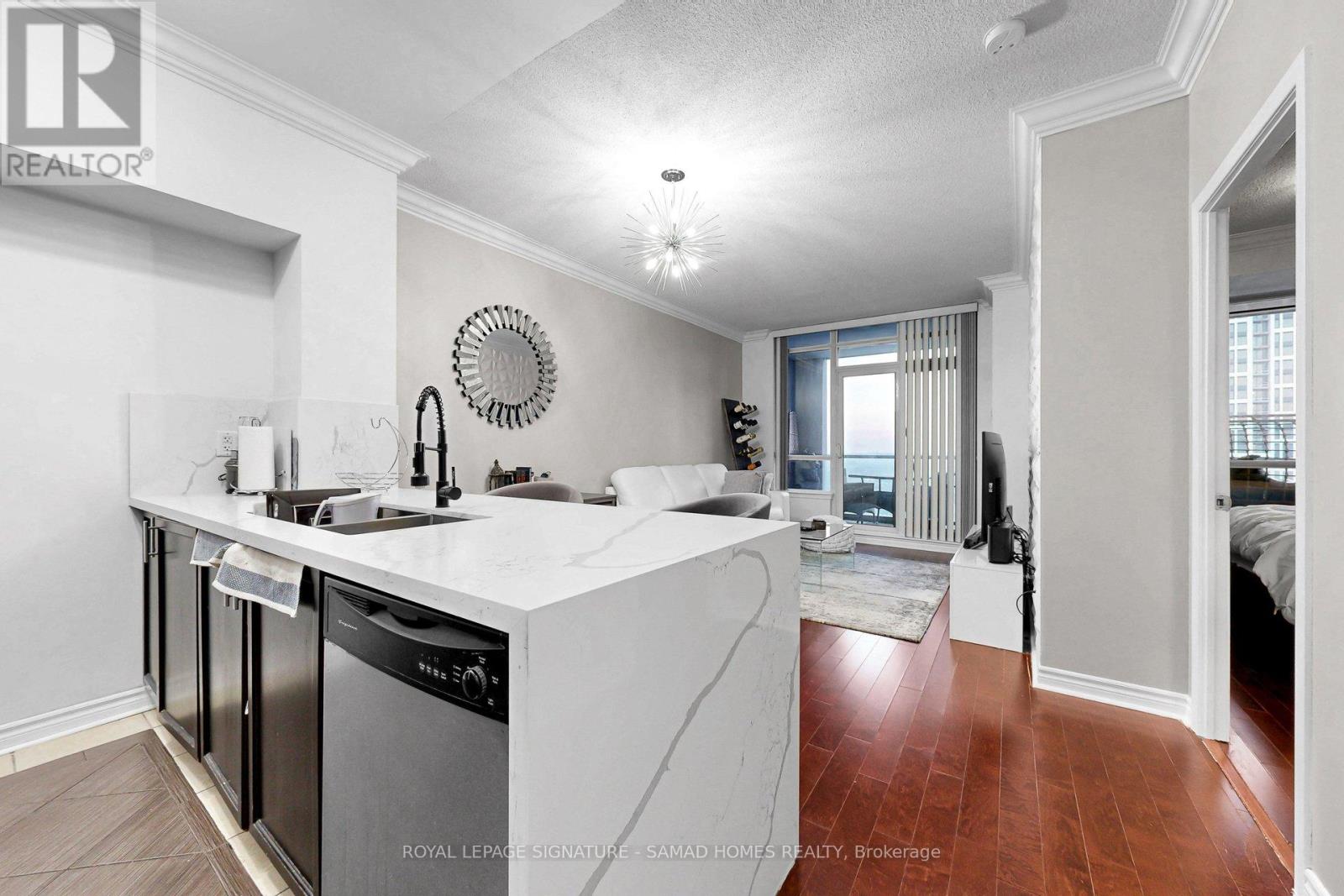 2603 - 388 Prince Of Wales Drive, Mississauga, Ontario  L5B 0A1 - Photo 12 - W12836704