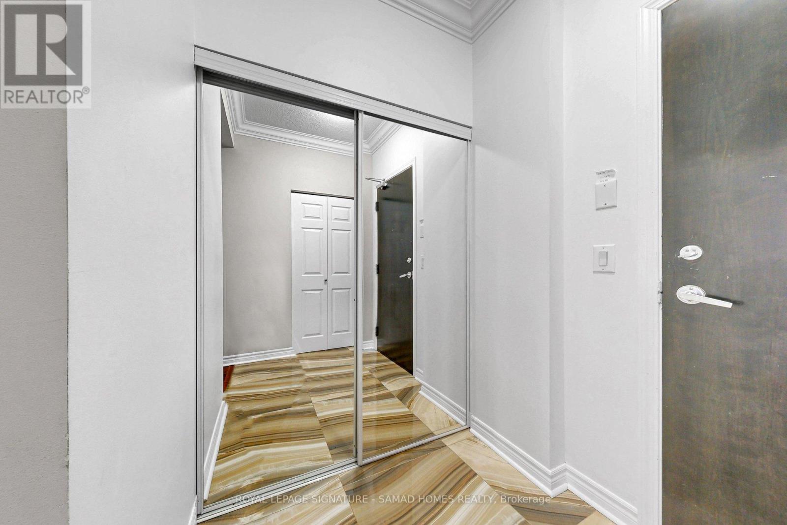 2603 - 388 Prince Of Wales Drive, Mississauga, Ontario  L5B 0A1 - Photo 8 - W12836704