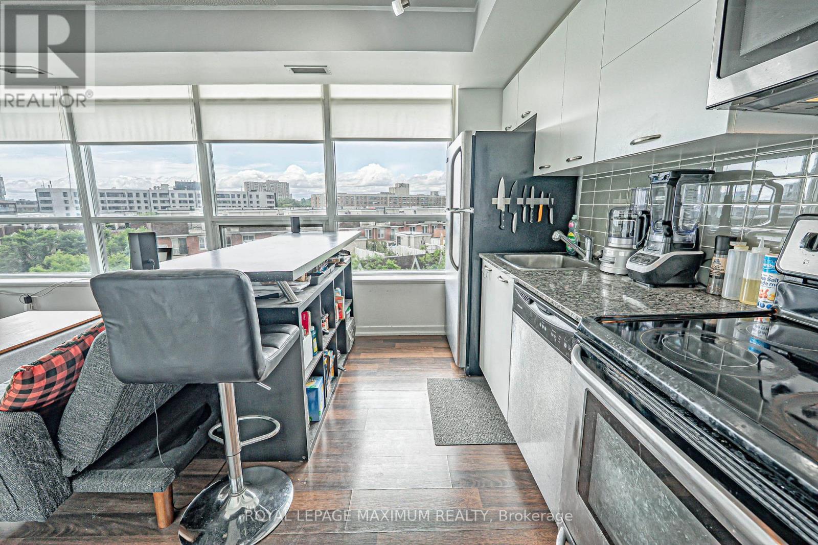 617 - 38 Joe Shuster Way, Toronto, Ontario  M6K 0A5 - Photo 10 - W12836712