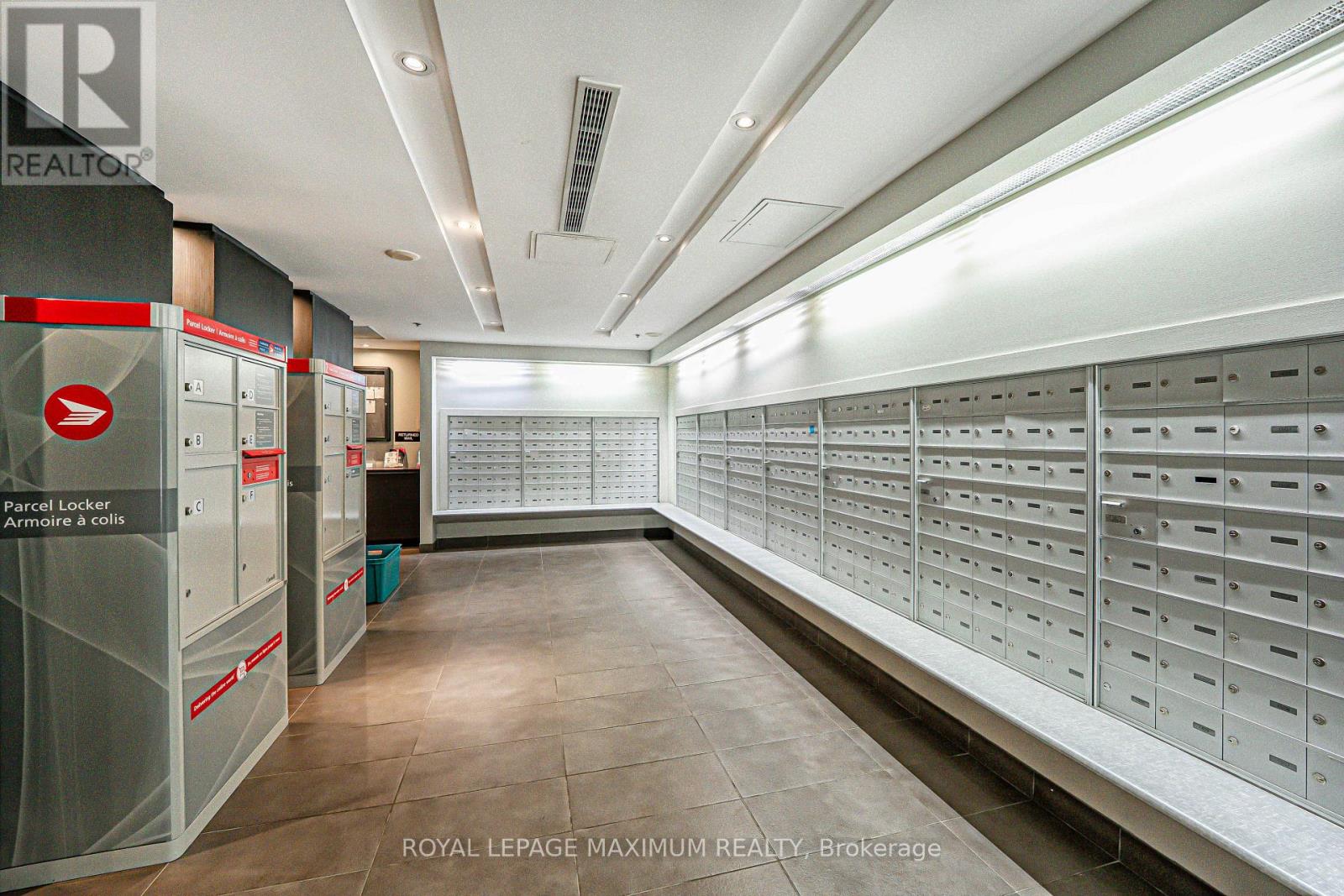 617 - 38 Joe Shuster Way, Toronto, Ontario  M6K 0A5 - Photo 33 - W12836712