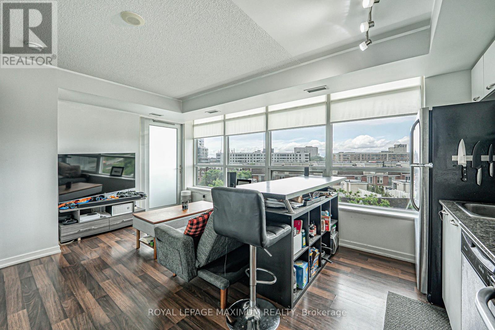 617 - 38 Joe Shuster Way, Toronto, Ontario  M6K 0A5 - Photo 9 - W12836712