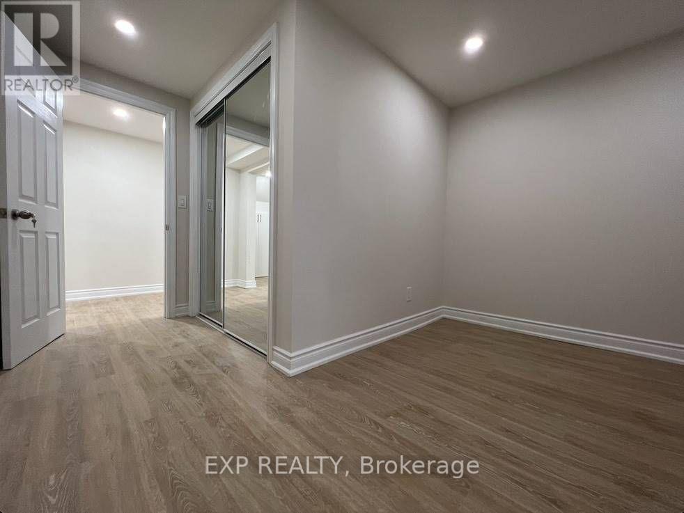 Bsmt - 866 Flagship Drive, Mississauga, Ontario  L4Y 2J4 - Photo 11 - W12836724