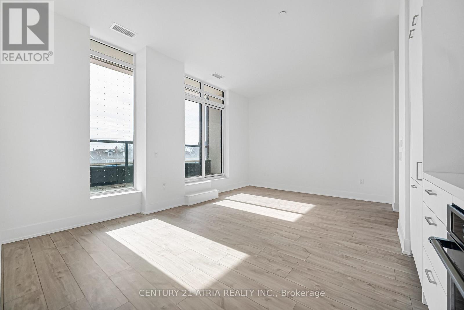 203 - 858 Dupont Street, Toronto, Ontario  M6G 0C1 - Photo 10 - W12836732