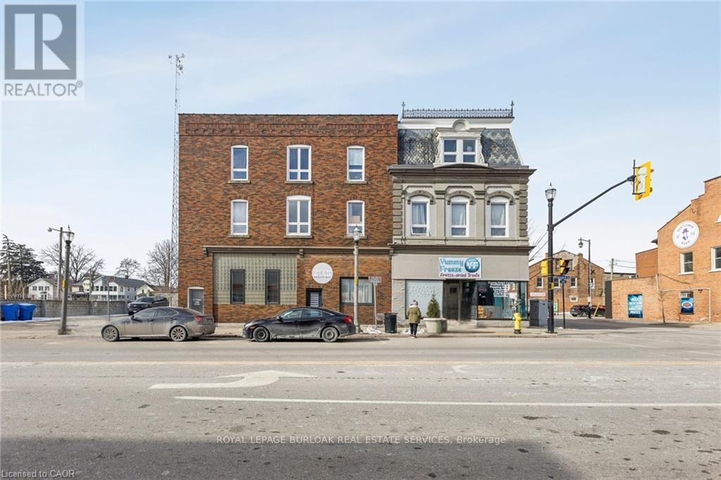 56 Norfolk Street S, Norfolk, Ontario  N3Y 2W2 - Photo 2 - X12836664