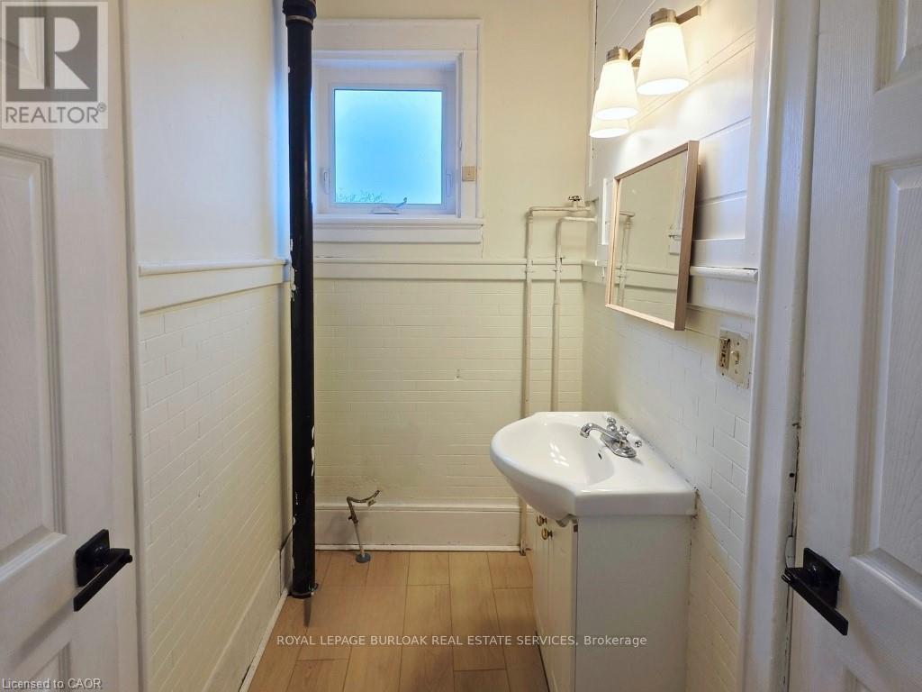 56 Norfolk Street S, Norfolk, Ontario  N3Y 2W2 - Photo 8 - X12836664