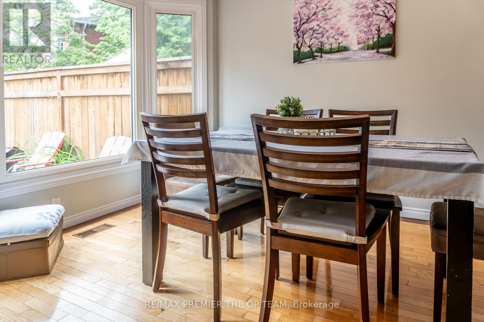 3 - 255 Mount Albion Road, Hamilton, Ontario  L8K 6P7 - Photo 10 - X12836688