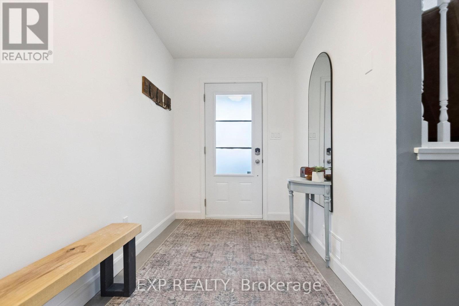 7429 Sideroad 20 Side Road, Mapleton, Ontario  N0B 1A0 - Photo 3 - X12836716