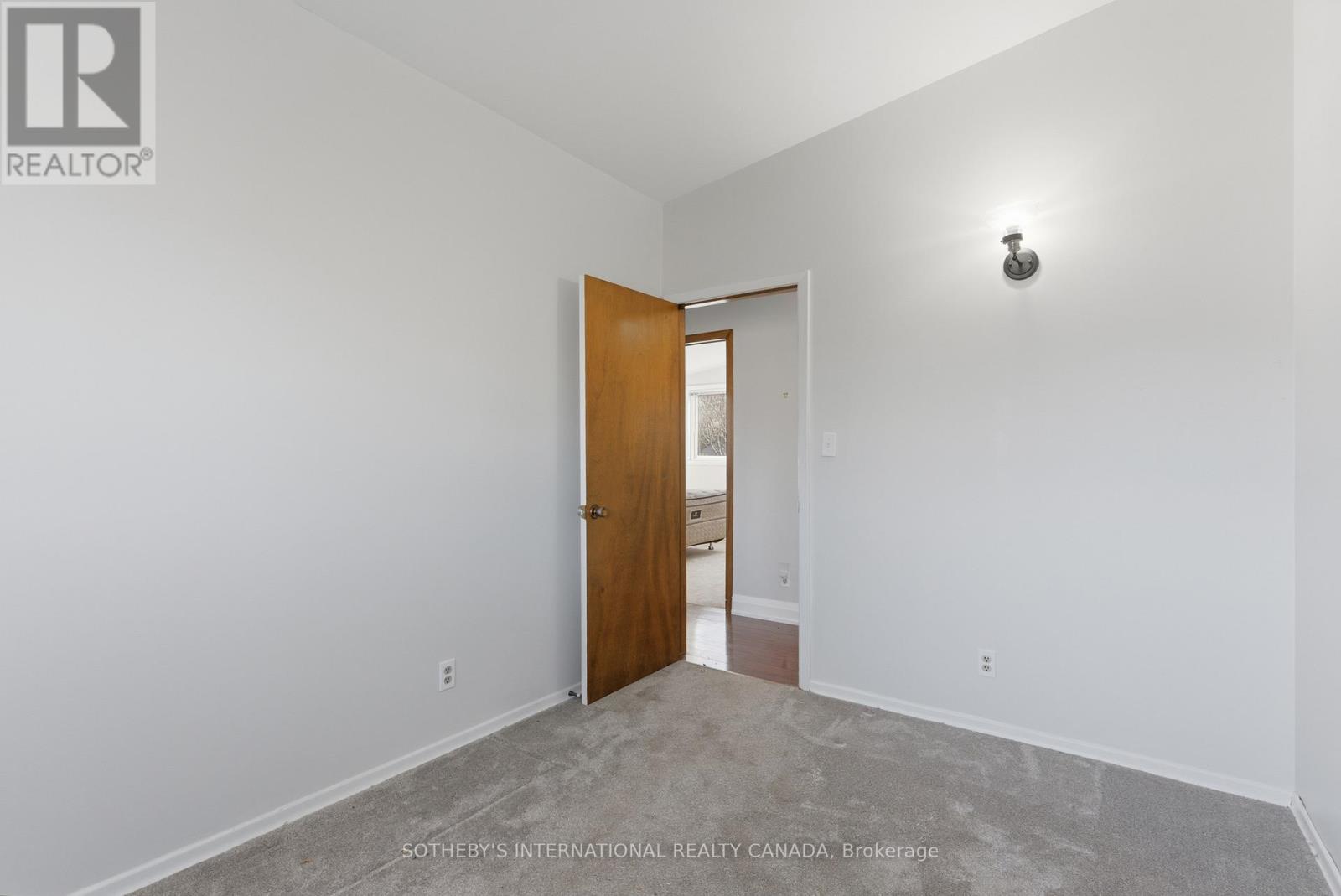 4206 Glenayr Avenue, Niagara Falls, Ontario  L2E 6J9 - Photo 12 - X12836736