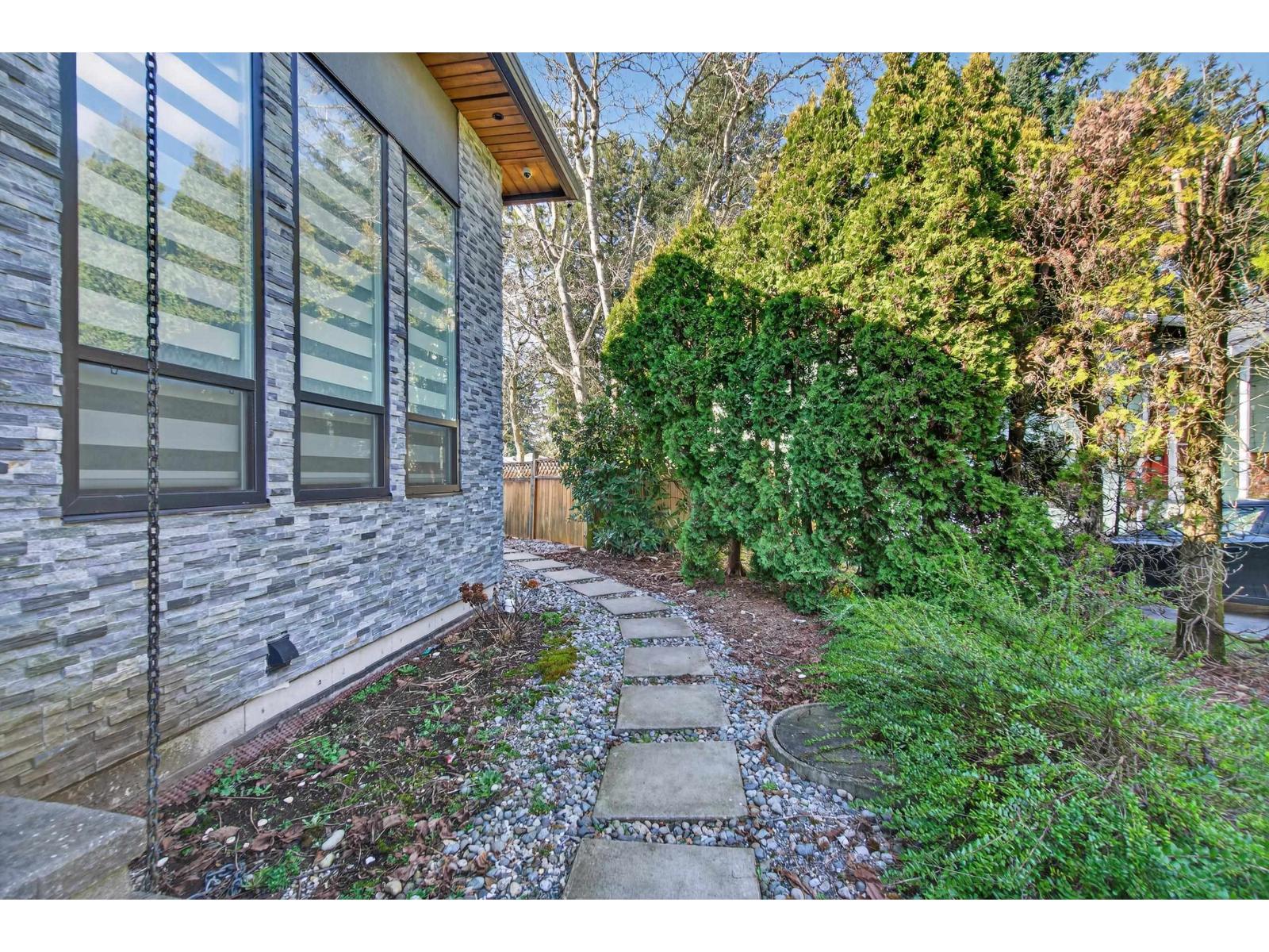 11890 Gilmour Crescent, Delta, British Columbia  V4C 1L1 - Photo 4 - R3089011