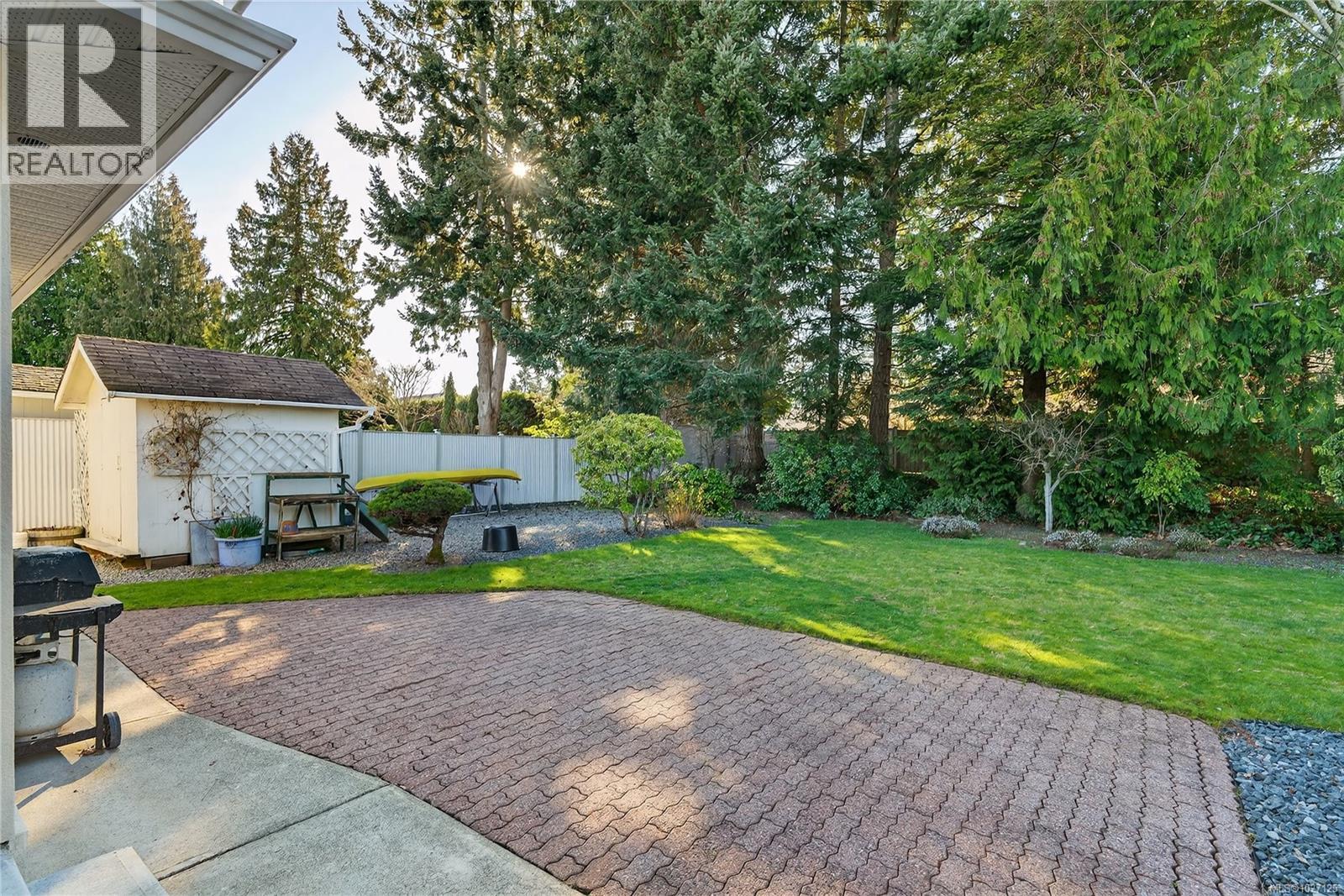 552 Dalmatian Dr, French Creek, British Columbia  V9P 1Y4 - Photo 26 - 1027125