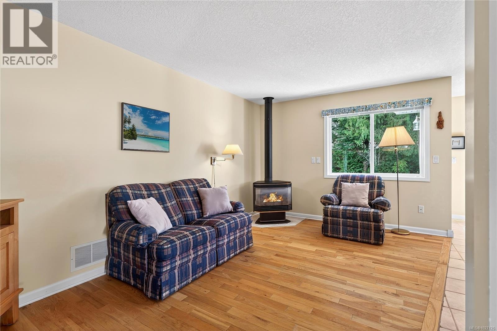 552 Dalmatian Dr, French Creek, British Columbia  V9P 1Y4 - Photo 12 - 1027125