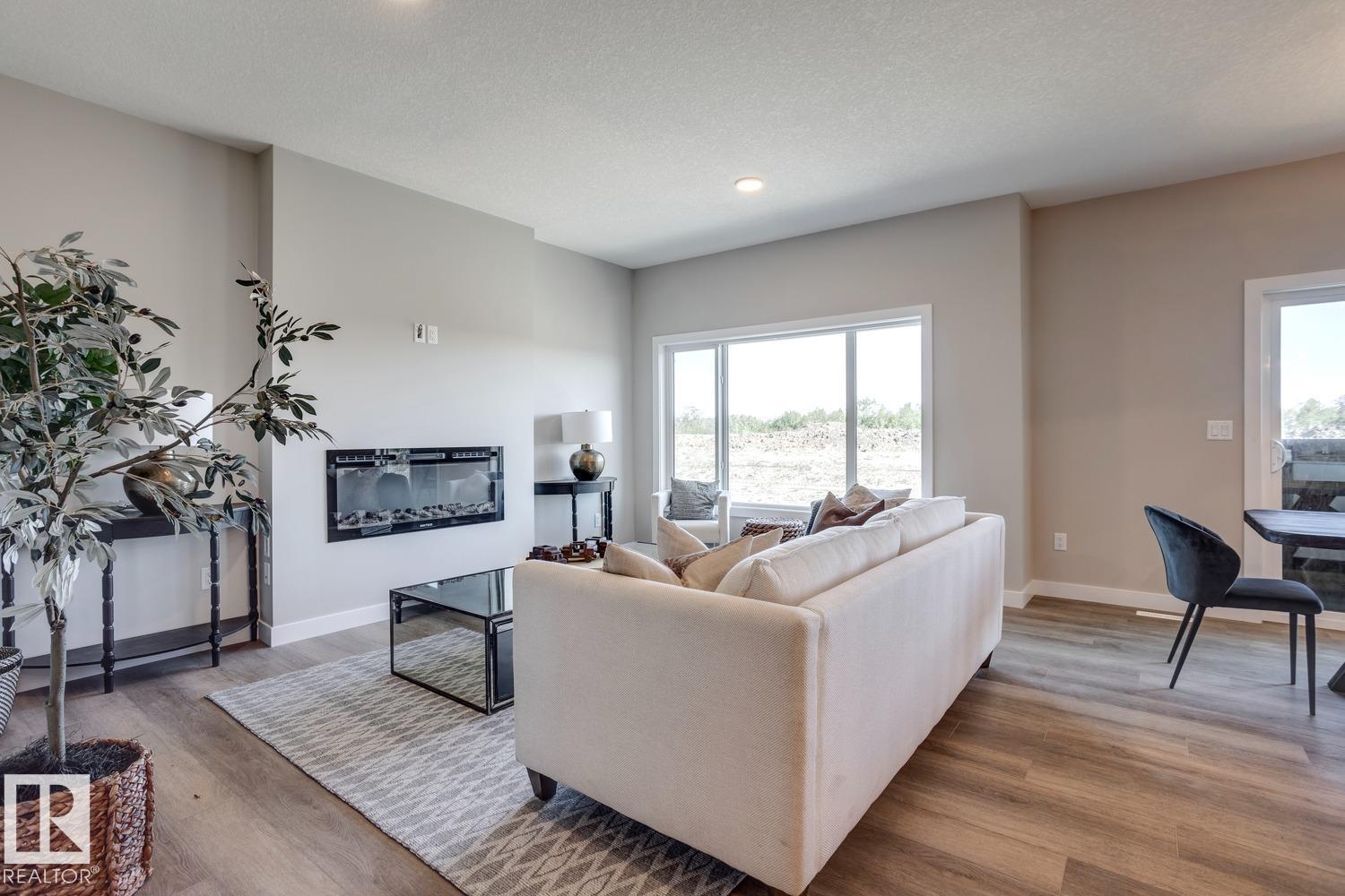 407 Brickyard Pt, Stony Plain, Alberta  T7Z 0H9 - Photo 4 - E4475548