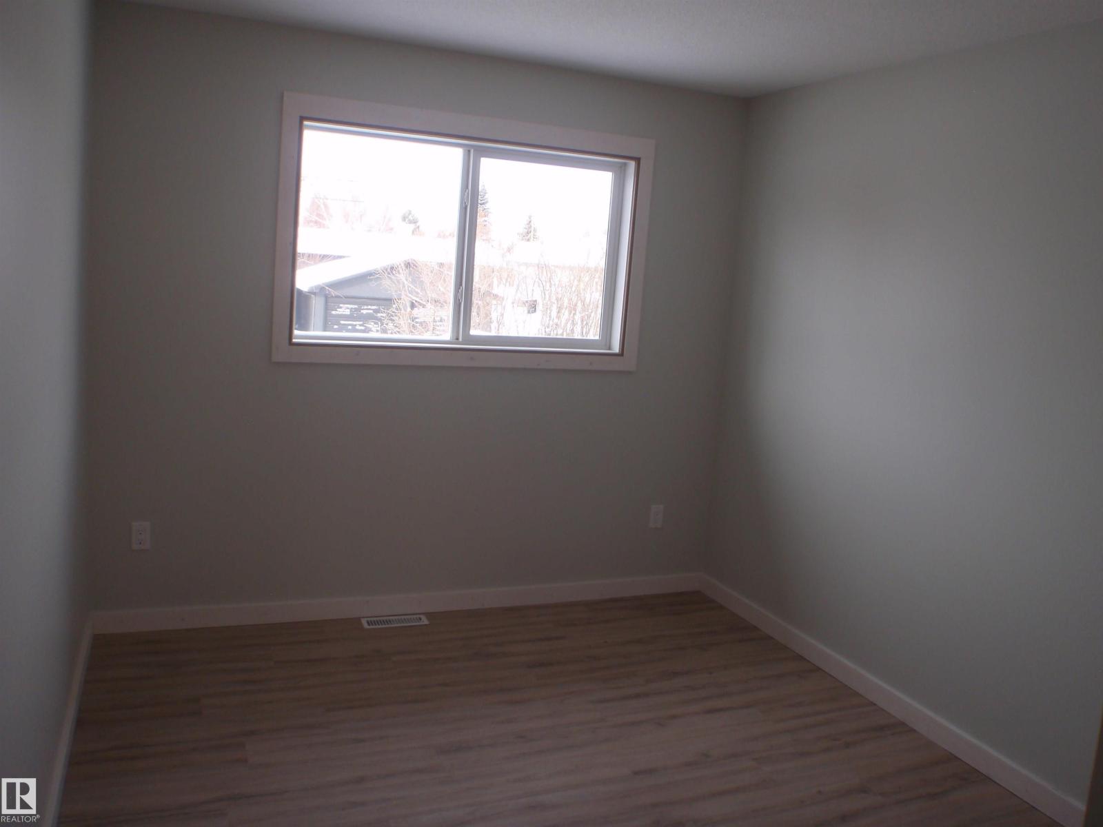 4416 55 Av, Barrhead, Alberta  T7N 1K1 - Photo 31 - E4453155