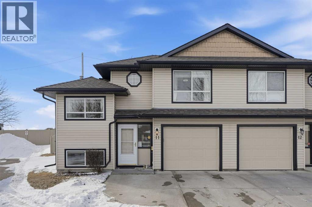 11, 103 Fairways Drive NW, Airdrie, Alberta