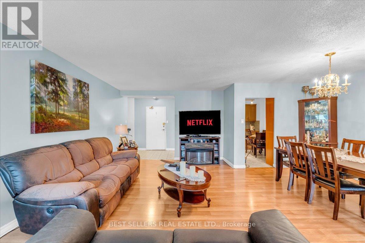 208 - 627 The West Mall, Toronto, Ontario  M9C 4X5 - Photo 10 - W12836406