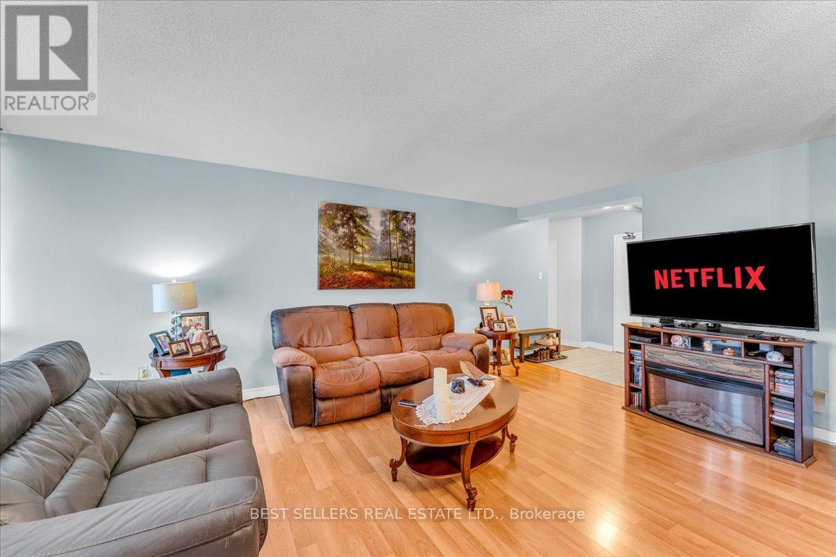 208 - 627 The West Mall, Toronto, Ontario  M9C 4X5 - Photo 11 - W12836406