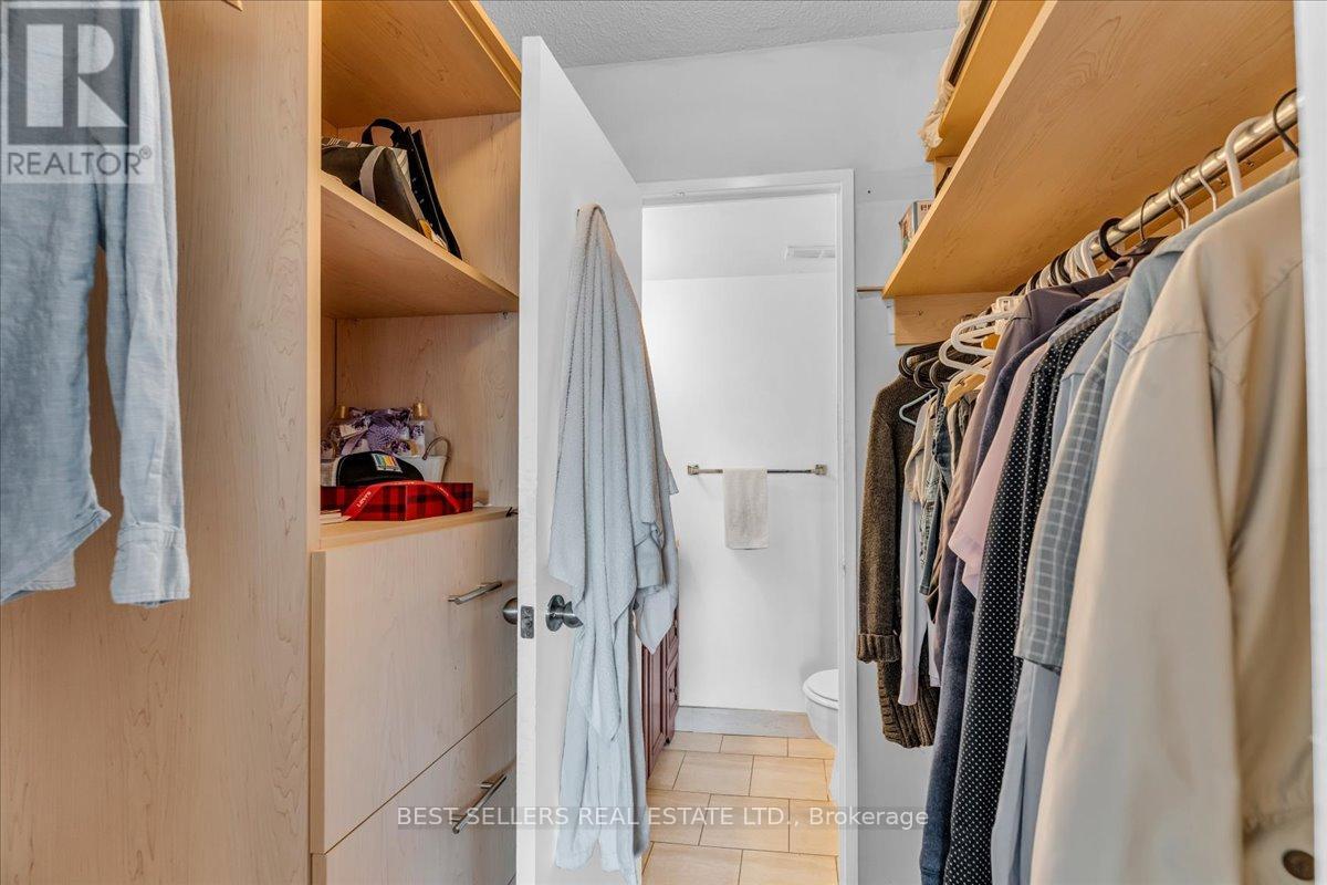 208 - 627 The West Mall, Toronto, Ontario  M9C 4X5 - Photo 29 - W12836406