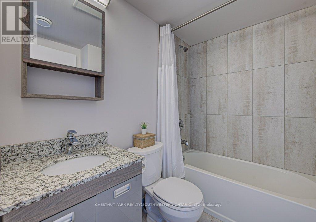 606 - 257 Hemlock Street, Waterloo, Ontario  N2L 0K2 - Photo 8 - X12794226